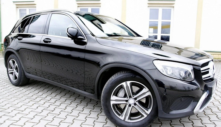 Mercedes-Benz GLC cena 114999 przebieg: 132000, rok produkcji 2016 z Garwolin małe 562